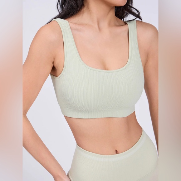 NWT BuffBunny Scoop Seamless Sports Bra ‘Pistachio’ Green XXL - Picture 2 of 10